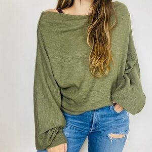 Free People green boat neck wide scoop collar balloon long sleeve sweater top